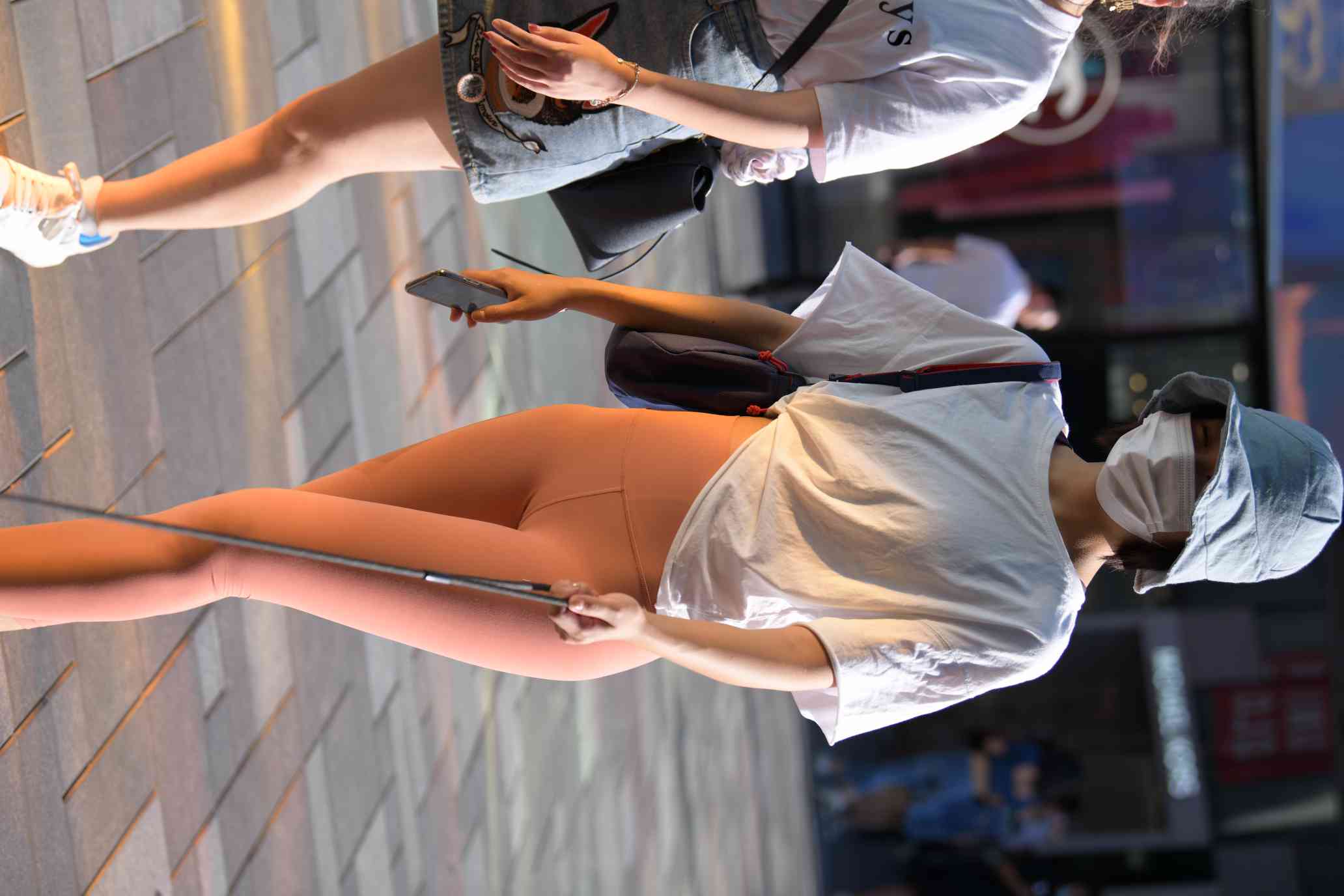 图片[2]-【免费】遛狗的瑜伽裤女人【60P】04031-爱拍图库