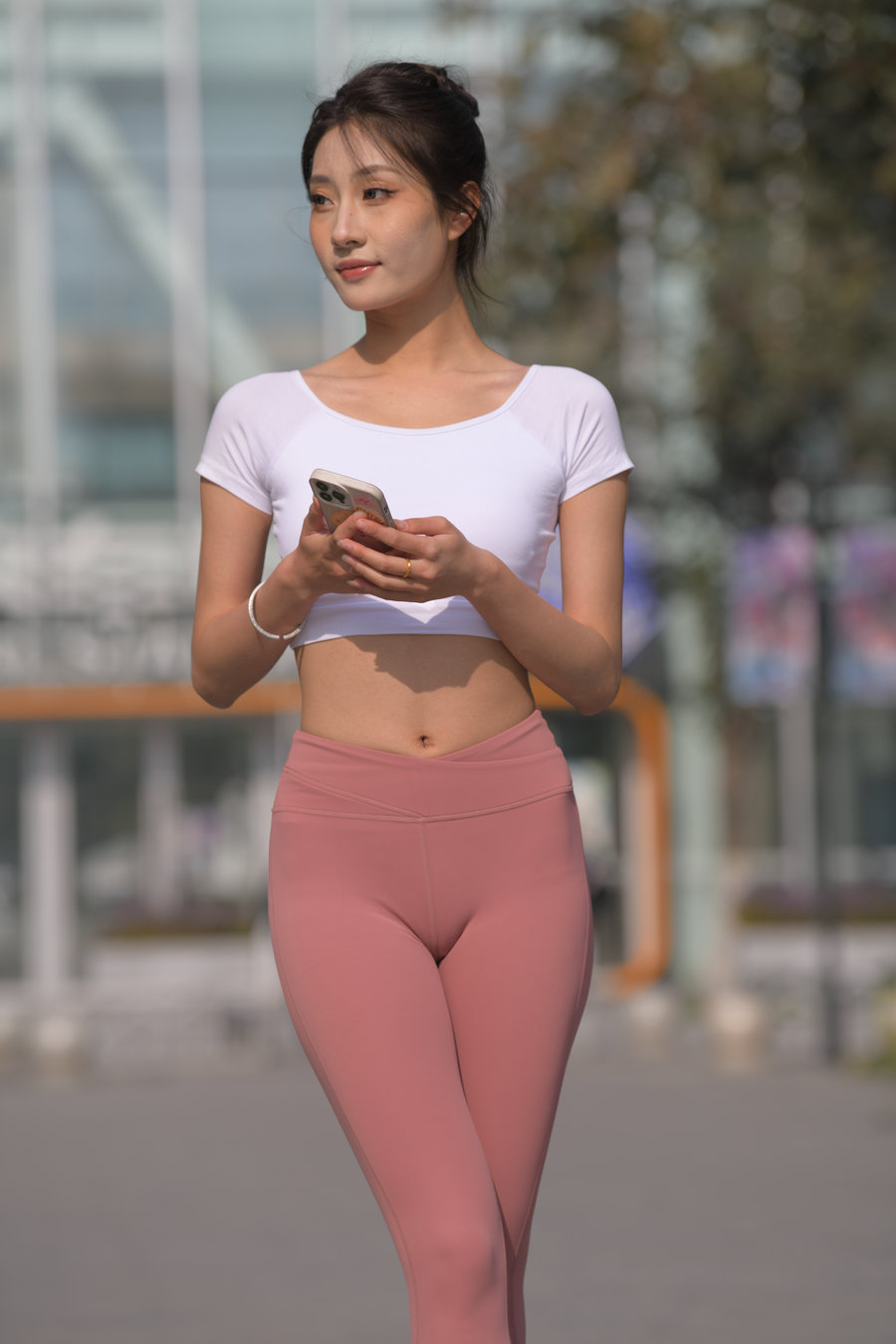 图片[1]-粉红色瑜伽裤女孩J4915 583P1V-26.4GB-爱拍图库