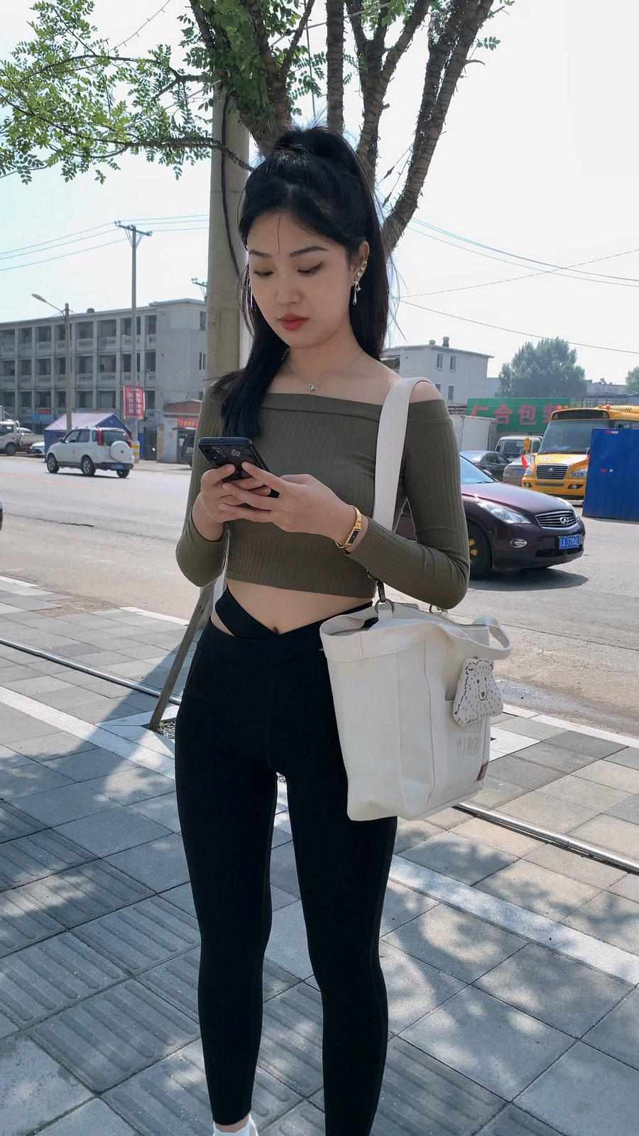 图片[1]-刚刚健身结束的高马尾瑜伽裤女孩J4111 MP4-8.97GB-爱拍图库
