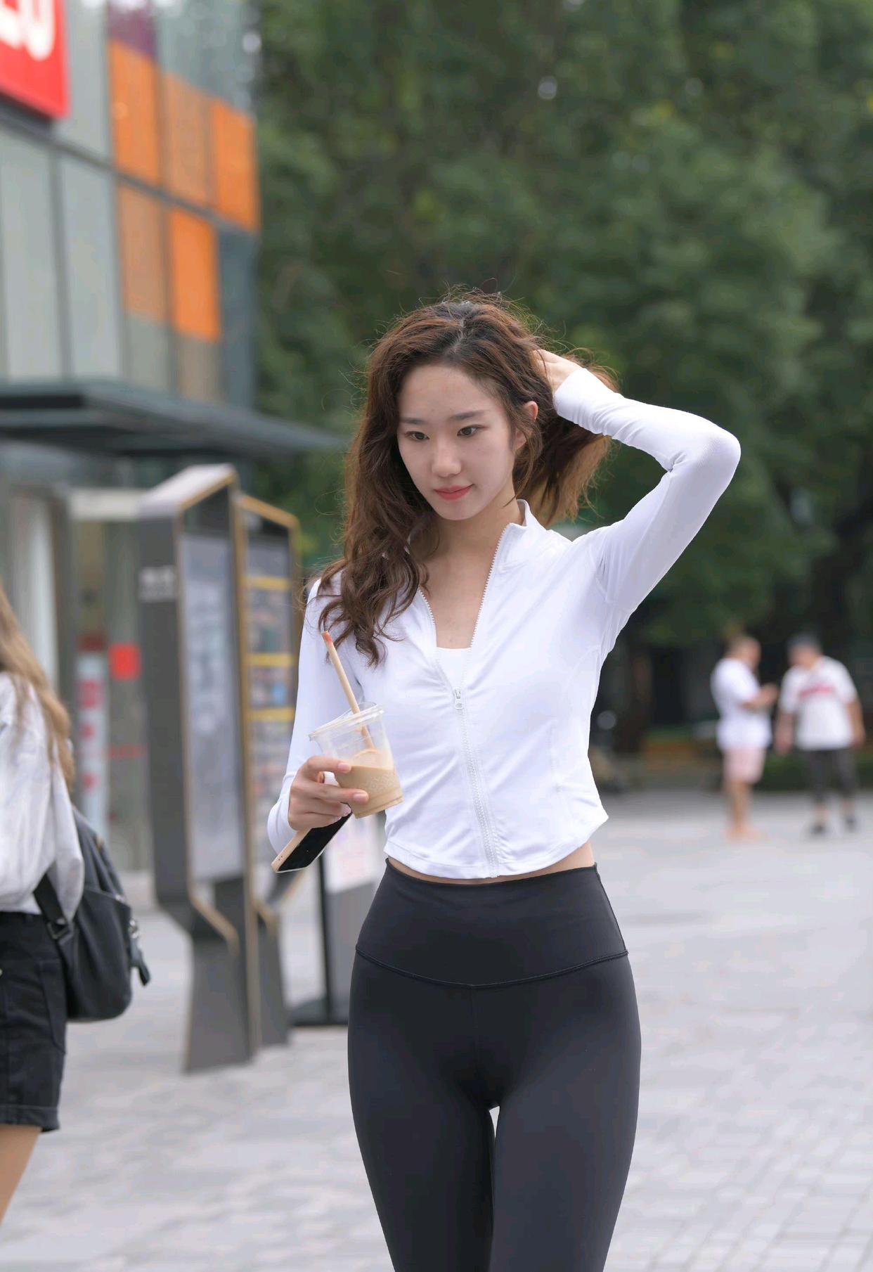 图片[5]-像刘亦菲的黑色瑜伽裤女孩J2237 340P1V-14.8GB-爱拍图库