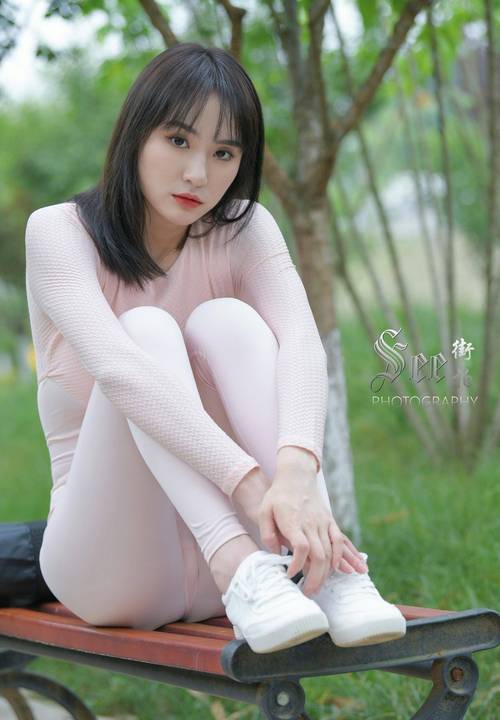 图片[2]-粉粉的瑜伽裤女孩太可爱了 J2090 854P1V-30.4GB-爱拍图库